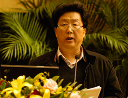 重慶市經(jīng)濟(jì)和信息化管理委員會副主任劉衛(wèi)東